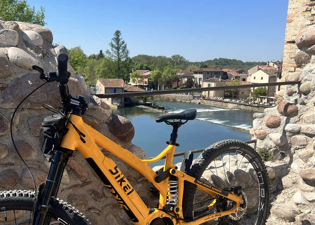 servizio di guida cicloturistica Brescia e lago di Garda
